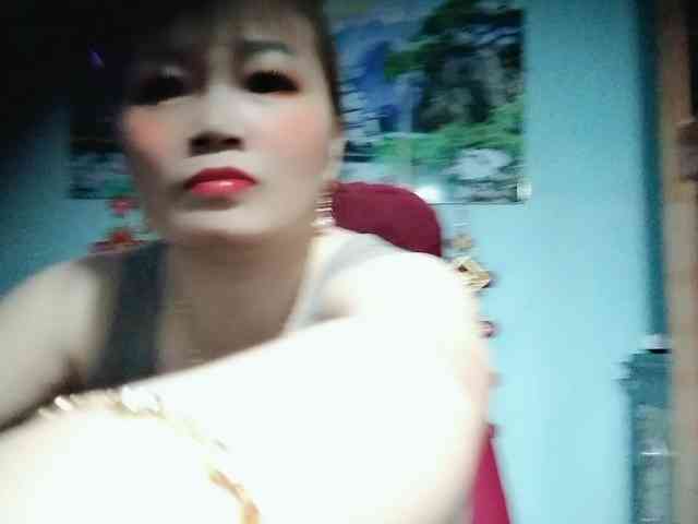 Linhanhsex2k webcam