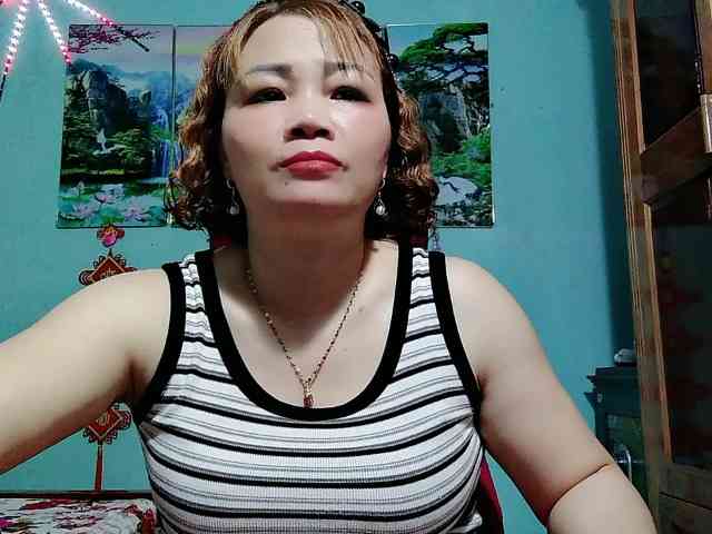 Linhanhsex2k webcam
