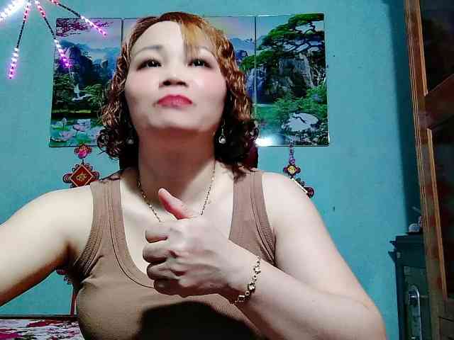 Linhanhsex2k webcam