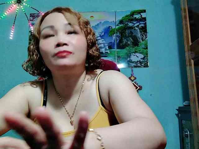 Linhanhsex2k webcam