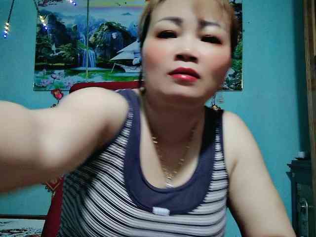 Linhanhsex2k webcam