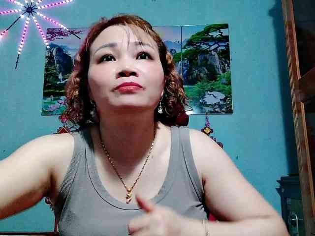 Linhanhsex2k webcam