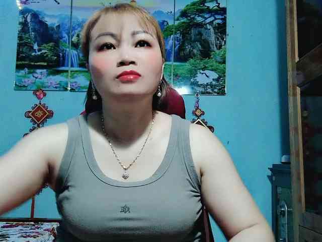 Modella: Linhanhsex2k