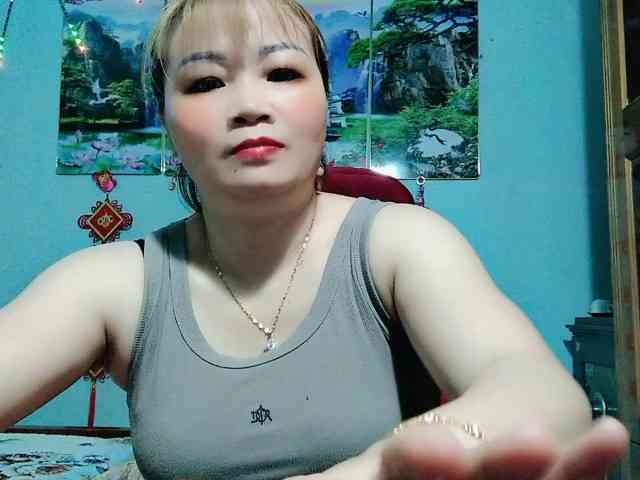 Linhanhsex2k webcam