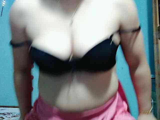 Linhanhsex2k webcam
