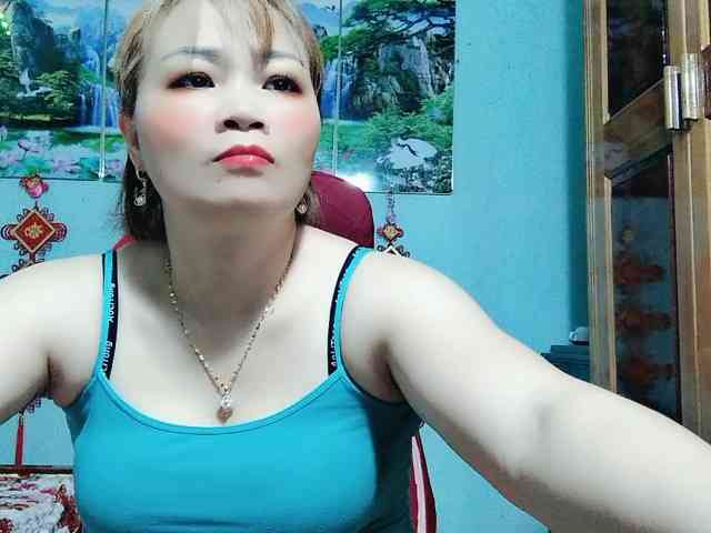 Linhanhsex2k webcam