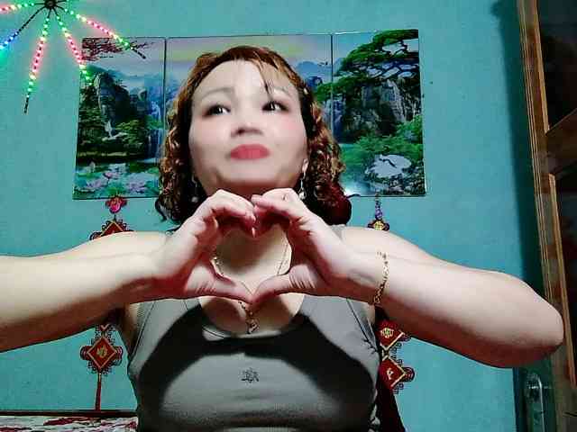 Linhanhsex2k webcam