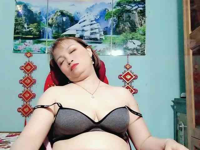 Linhanhsex2k webcam