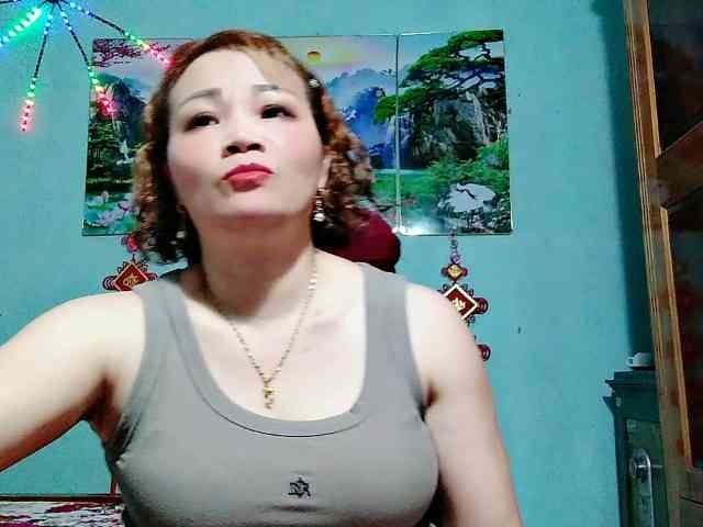 Linhanhsex2k webcam