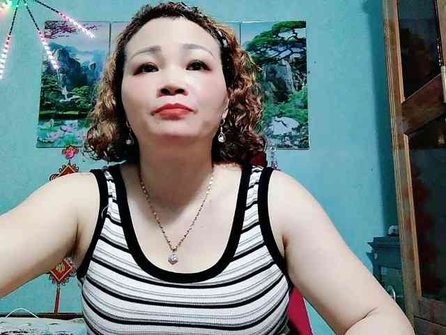 Linhanhsex2k webcam
