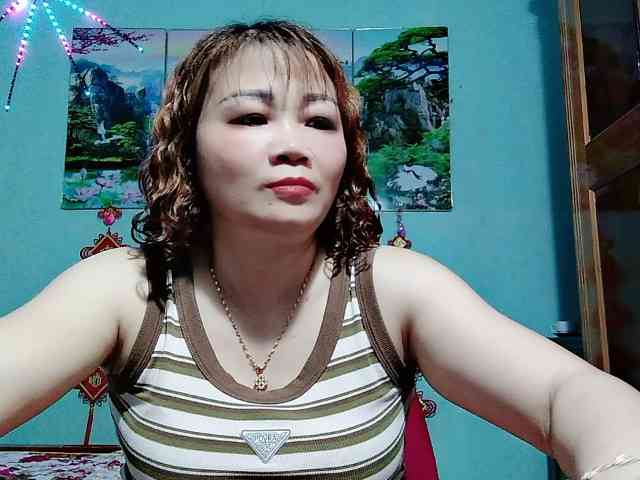 Linhanhsex2k webcam