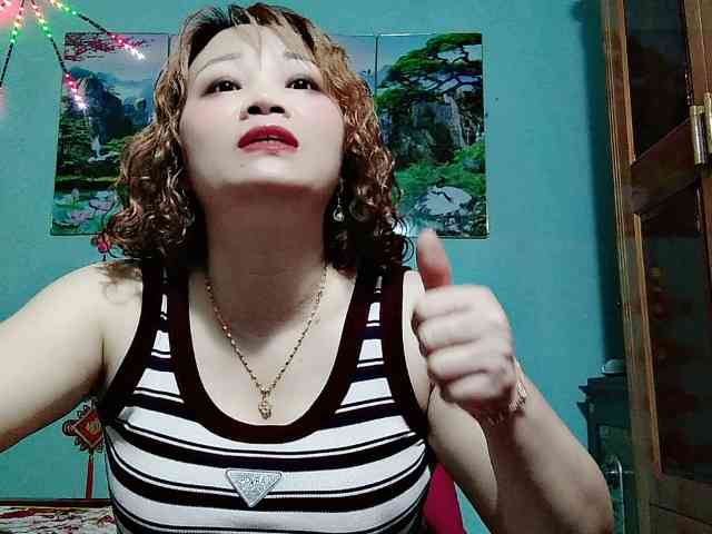 Linhanhsex2k webcam