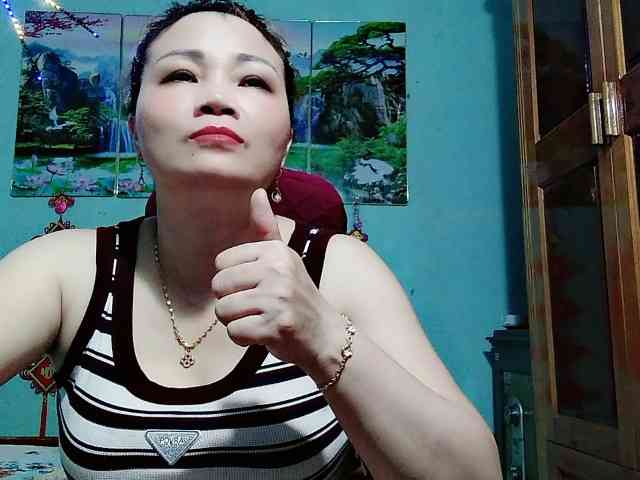 Linhanhsex2k webcam
