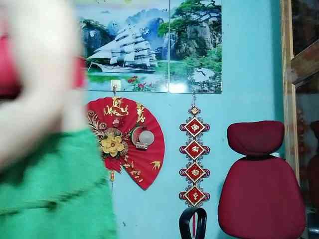 Linhanhsex2k webcam