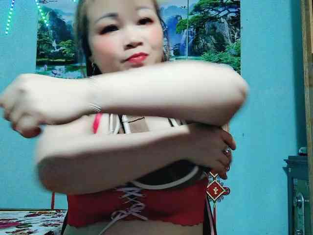 Linhanhsex2k webcam