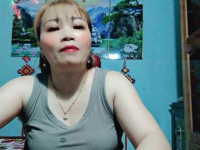 Linhanhsex2k webcam