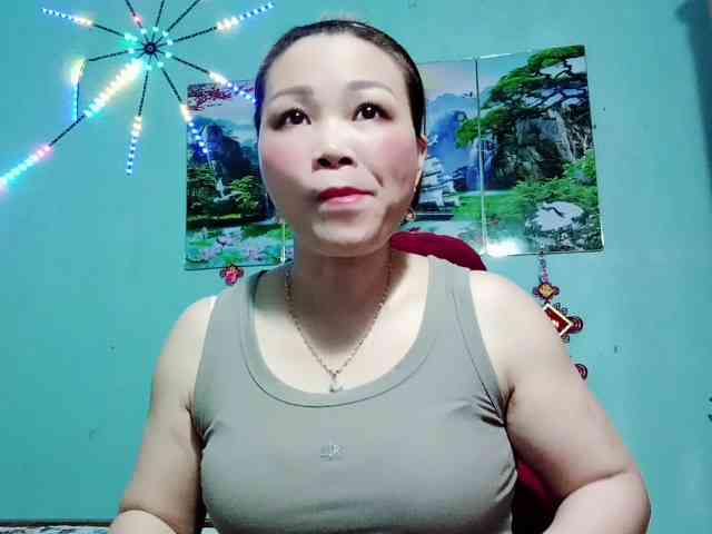 Linhanhsex2k webcam