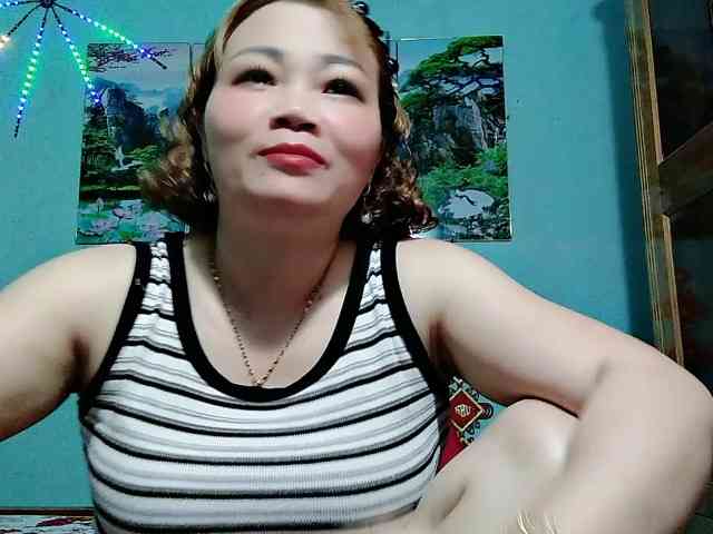 Linhanhsex2k webcam