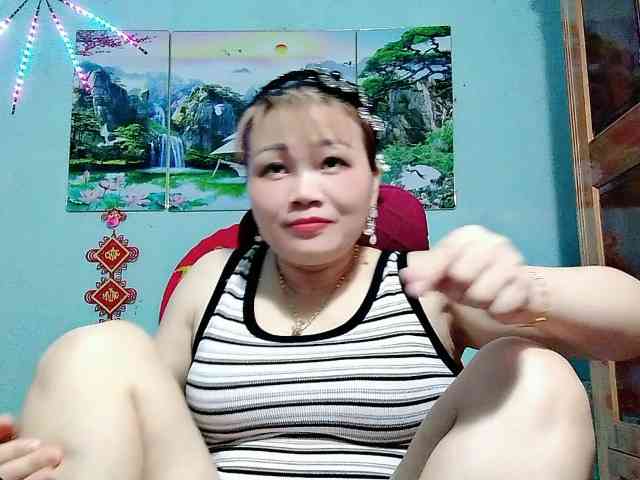 Linhanhsex2k webcam