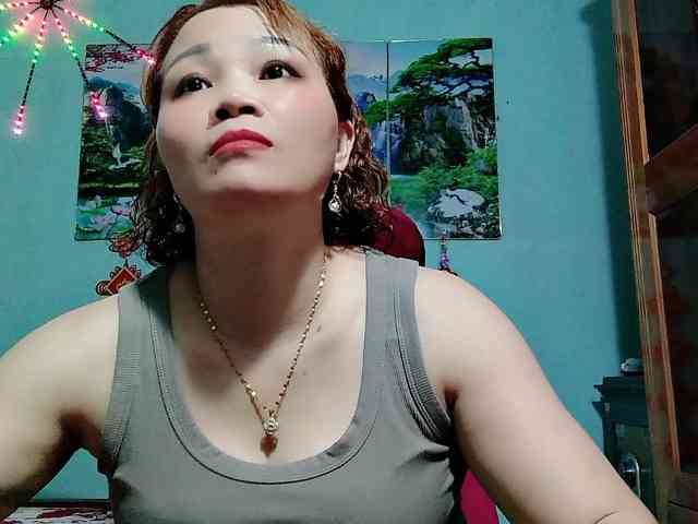 Linhanhsex2k webcam