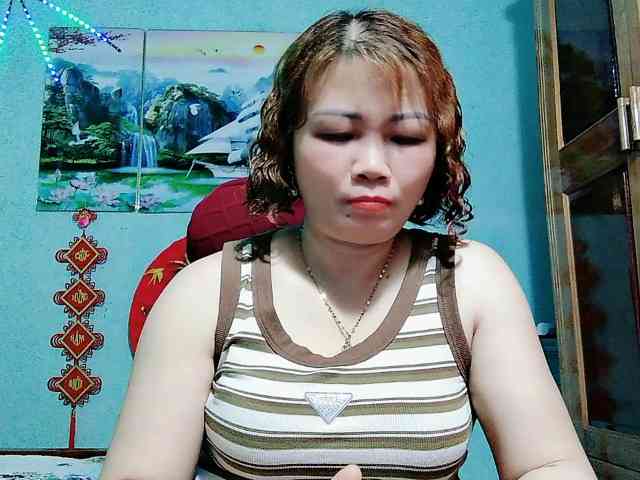 Linhanhsex2k webcam