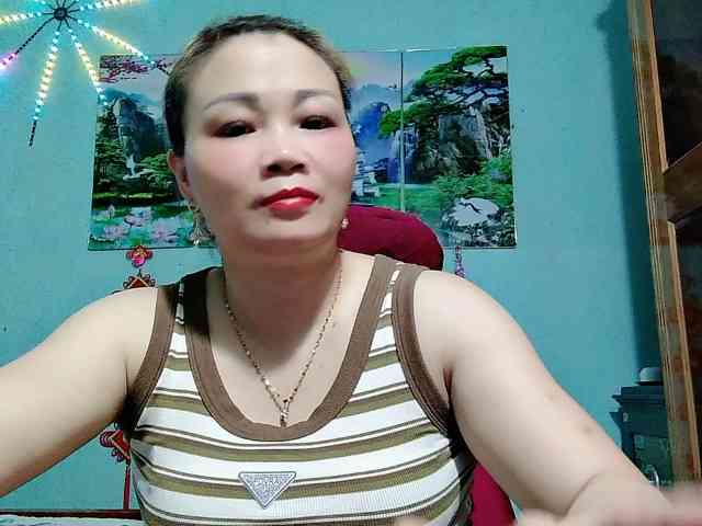 Linhanhsex2k webcam