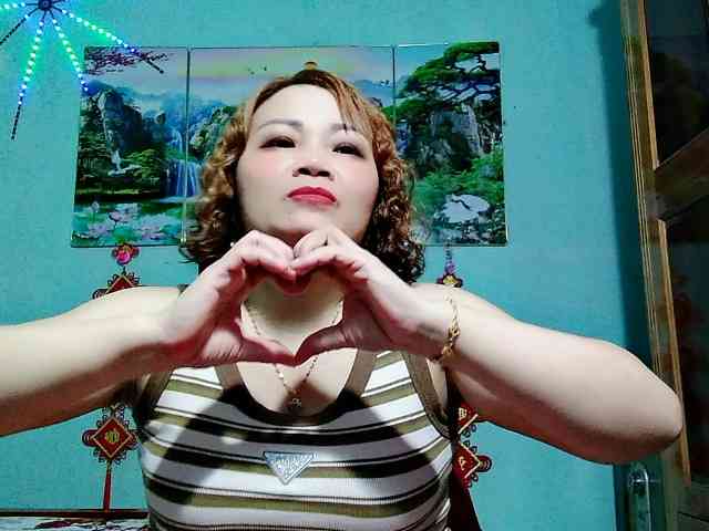Linhanhsex2k webcam