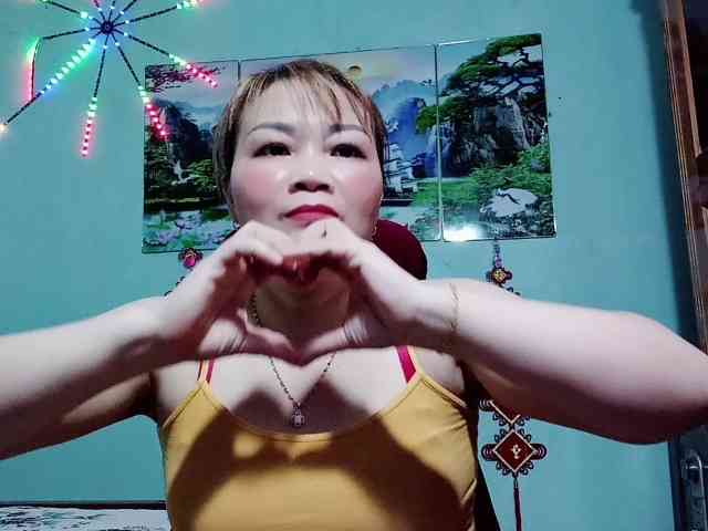 Linhanhsex2k webcam