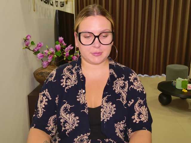 EvaPuffy live cam on BongaCams