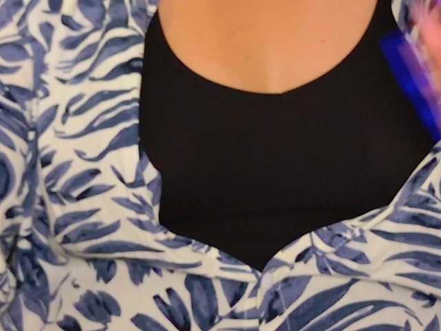 EvaPuffy's BongaCams show and profile