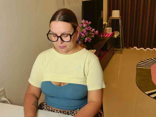 EvaPuffy webcam
