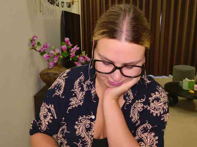 EvaPuffy webcam