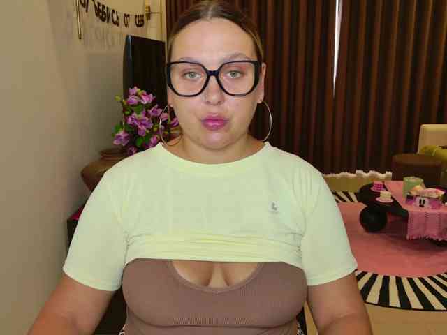 EvaPuffy webcam
