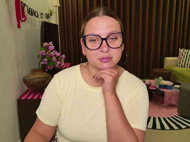 EvaPuffy webcam