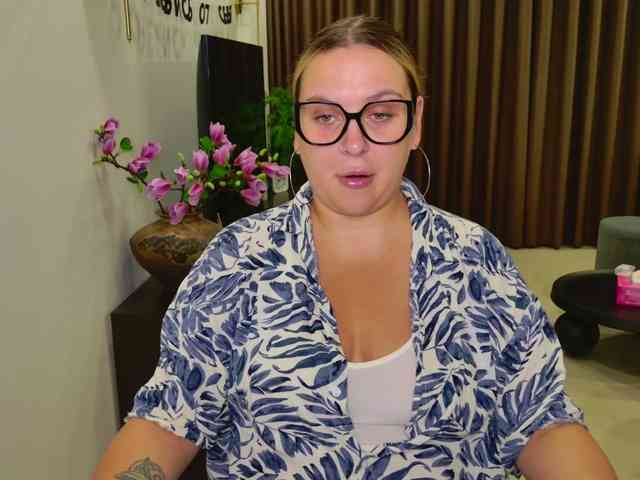 EvaPuffy webcam