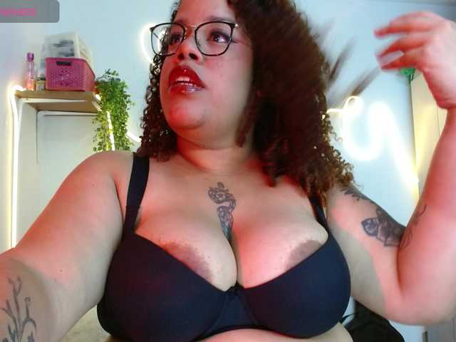 saramorales1's BongaCams show and profile