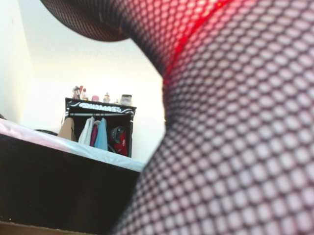 saramorales1 live cam on BongaCams