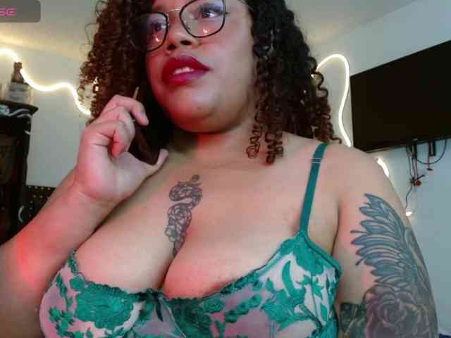 saramorales1 webcam