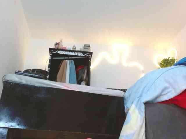 saramorales1 webcam