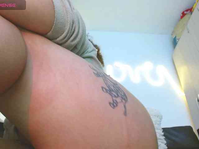 saramorales1 webcam