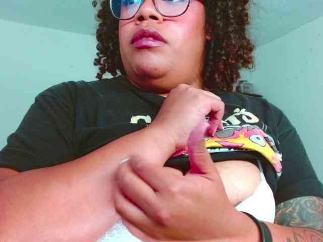 saramorales1 webcam