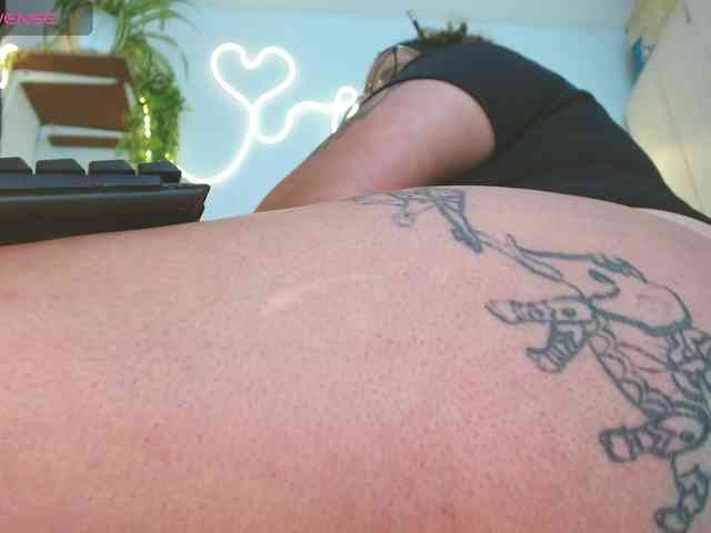 saramorales1 webcam