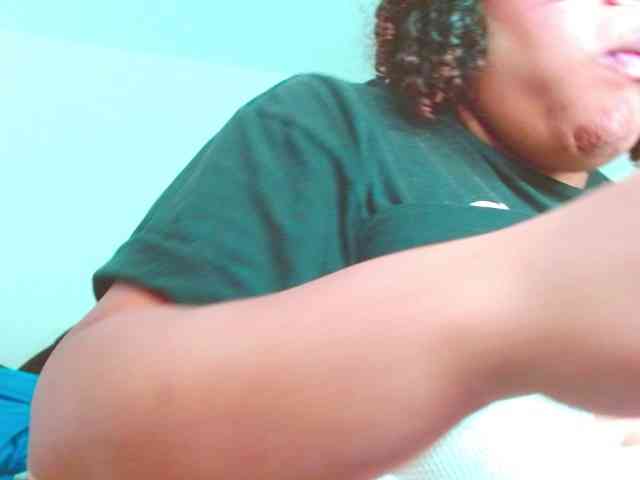 saramorales1 webcam