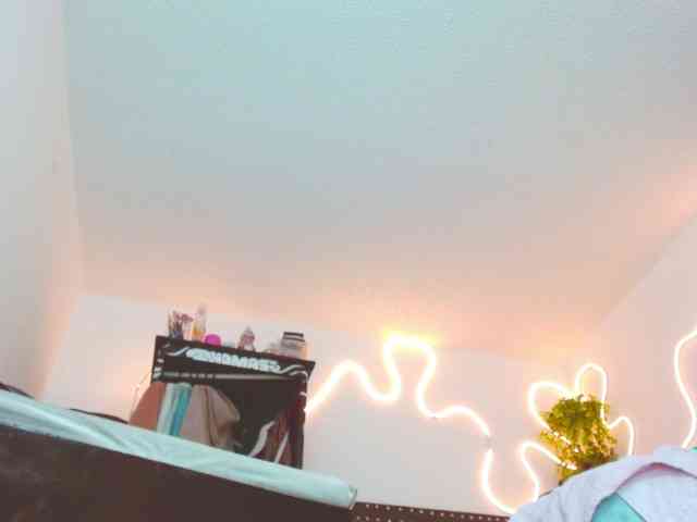 saramorales1 webcam