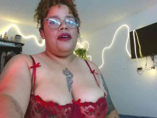 saramorales1 webcam