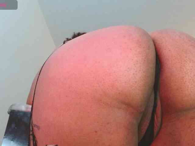 saramorales1 webcam