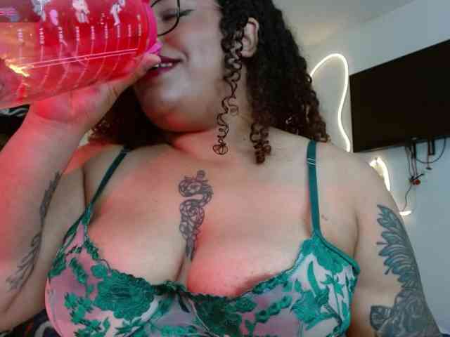 saramorales1 webcam