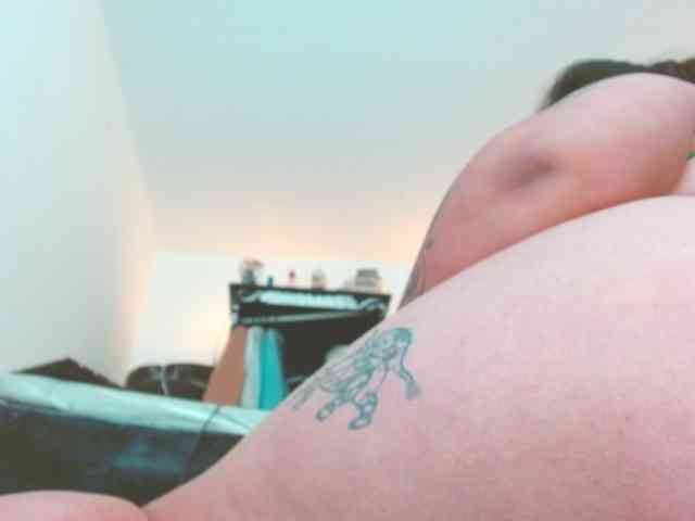 saramorales1 webcam