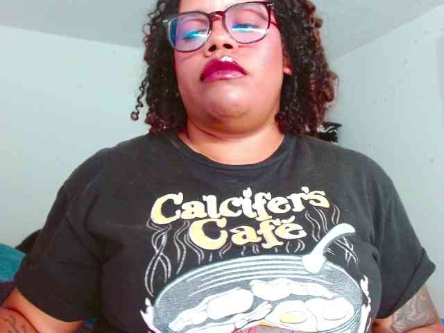 saramorales1 webcam