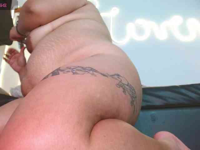 saramorales1 webcam